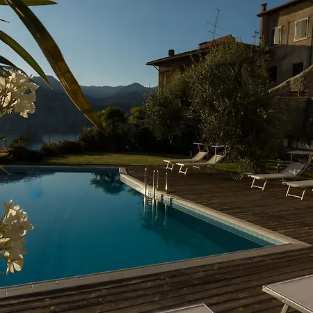 Borgo Borago Apartment Brenzone sul Garda