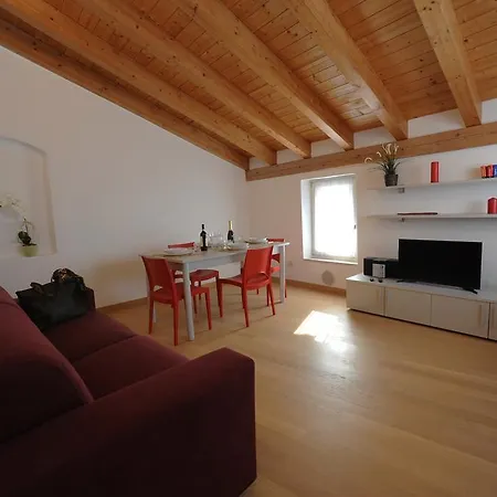 Apartment Borgo Borago Brenzone sul Garda